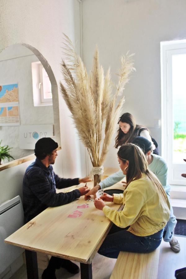 Garden - Utopy Hostel เบียริตซ์ ภายนอก รูปภาพ