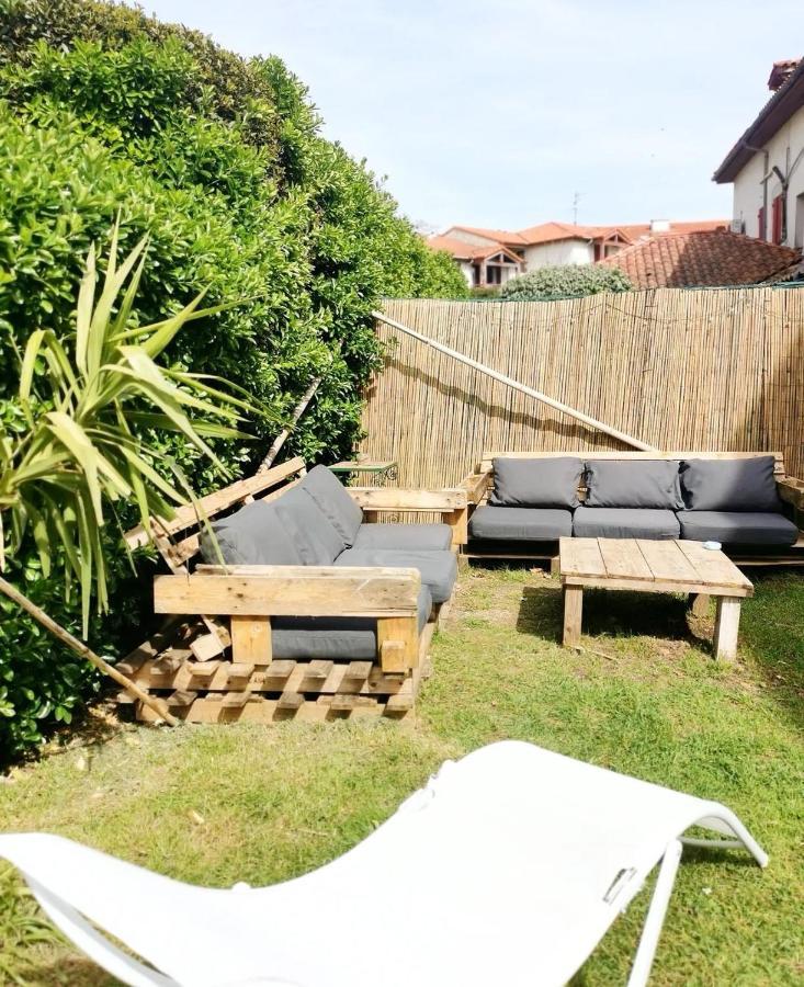 Garden - Utopy Hostel เบียริตซ์ ภายนอก รูปภาพ